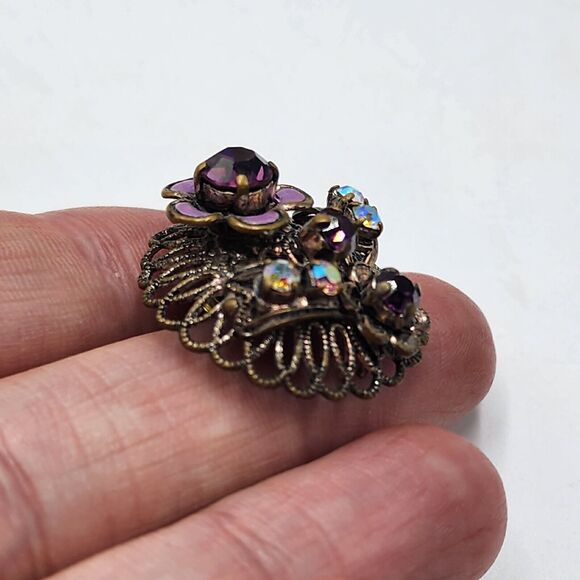 Vintage Ornate Rhinestone Flower Pierced Post Earrings Purple AB Cluster Pretty - Picture 3 of 5